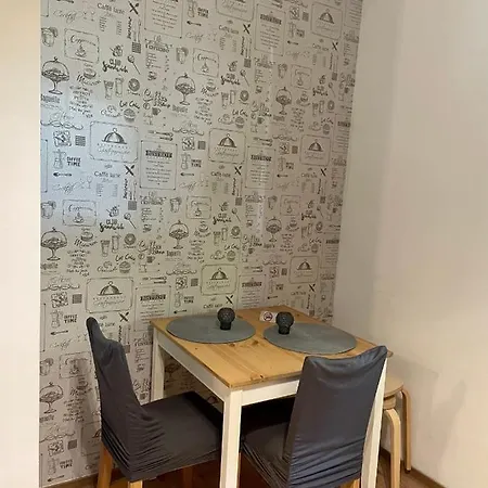 Thias -parter, Langa Spitalul Marie Curie Bucharest