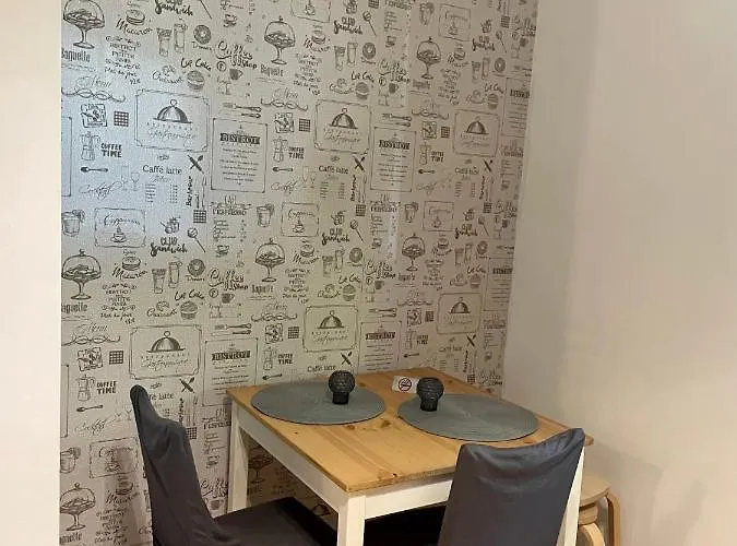 Thias -parter, Langa Spitalul Marie Curie 부쿠레슈티